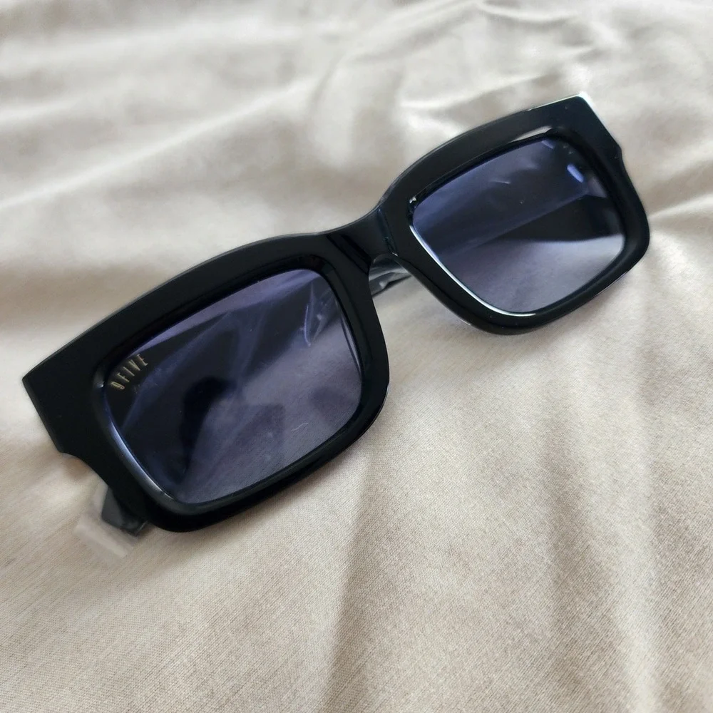 9FIVE Apex Sunglasses Men OS Black Square Blue Gradient Lens Streetwear Luxury